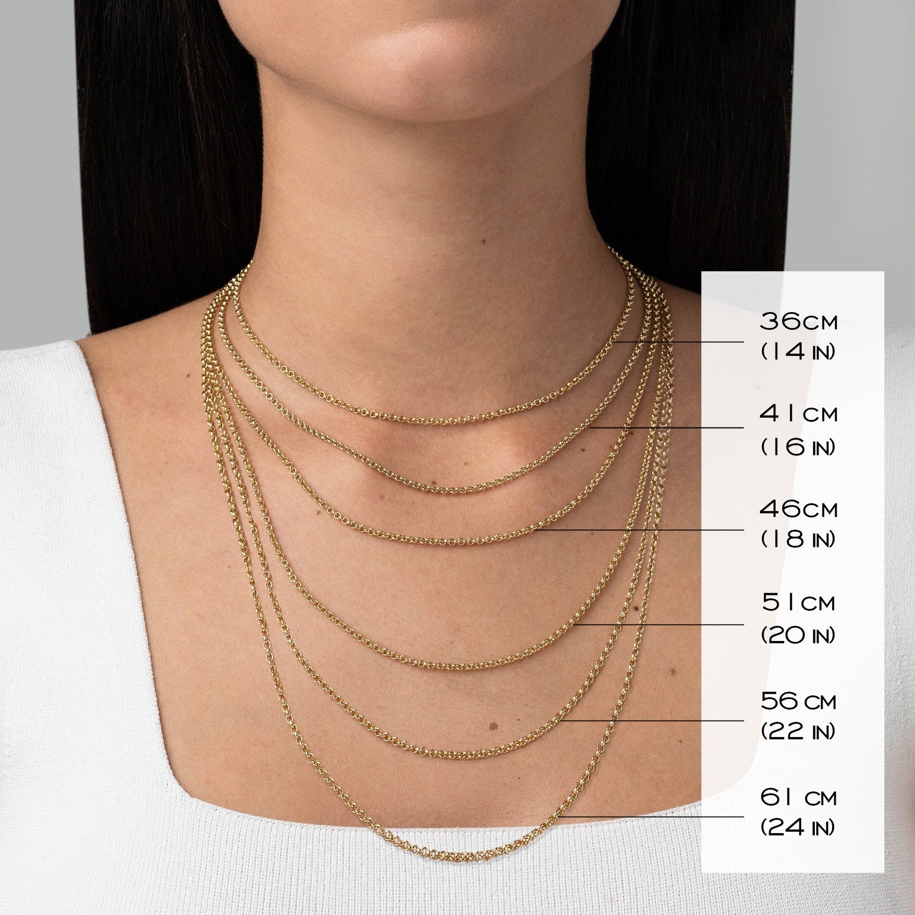 886 T-Bar Pendant With Chain in 18ct Yellow Gold 886 The Royal Mint