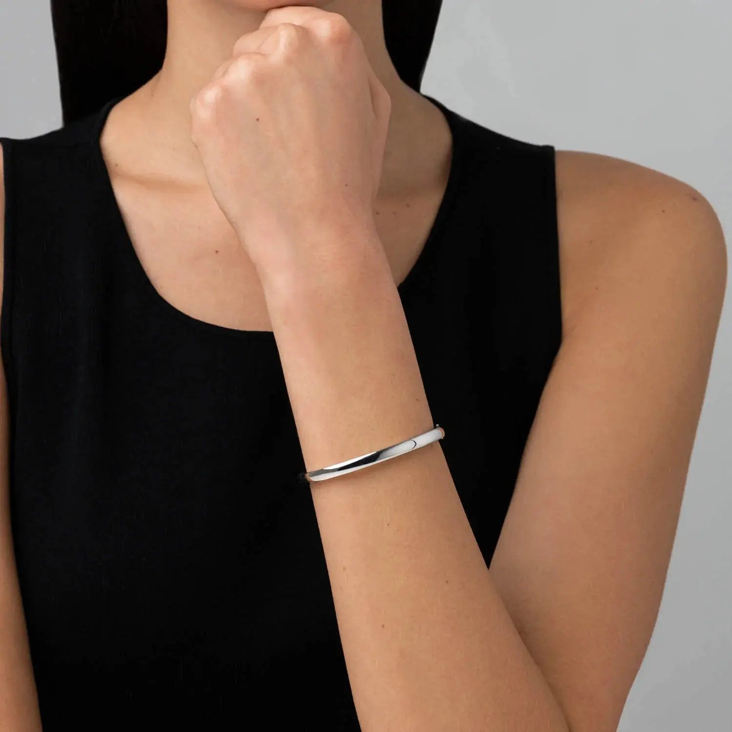 886 Bangle Bracelet in Sterling Silver 886 The Royal Mint